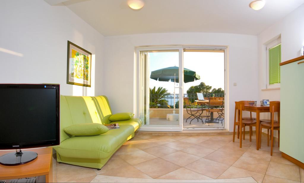 Apartments Villa Medic Brela Exterior foto
