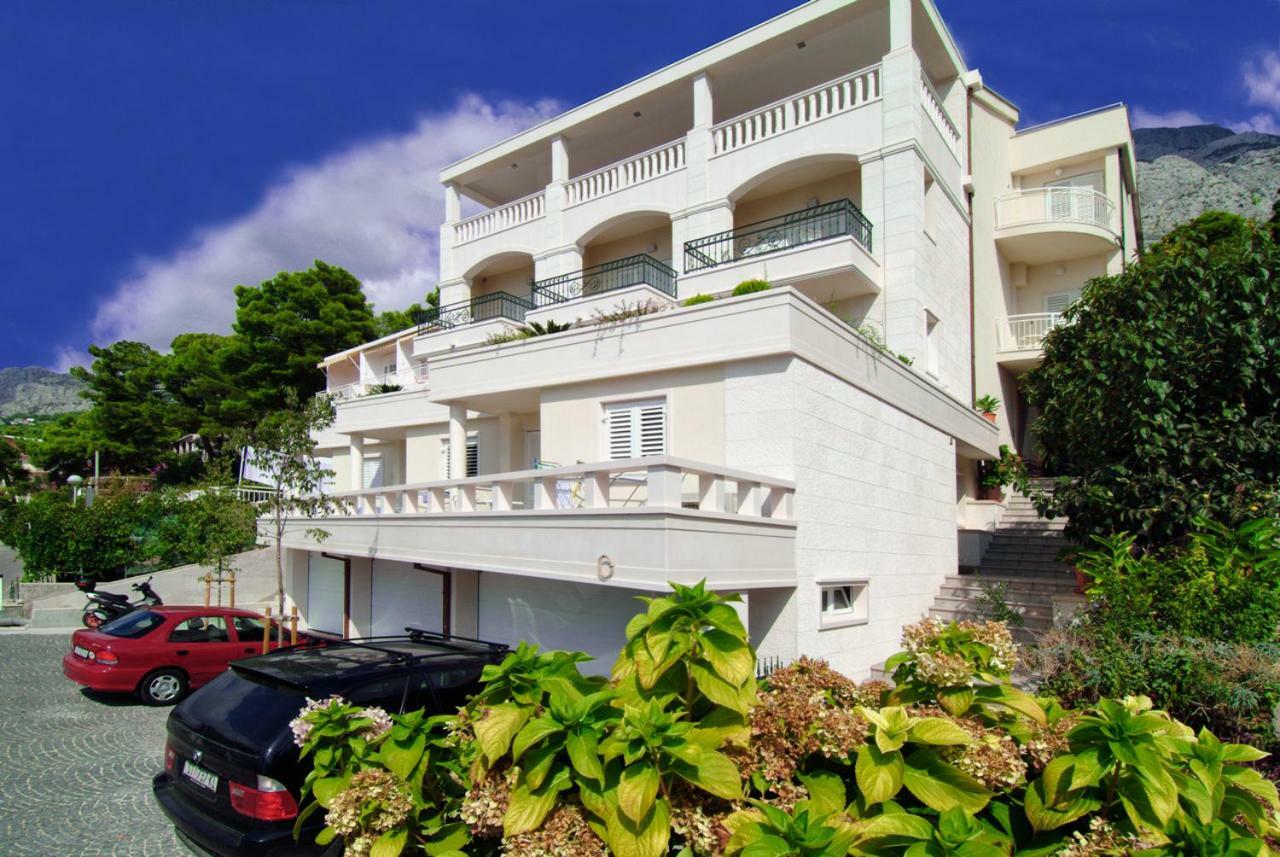 Apartments Villa Medic Brela Exterior foto